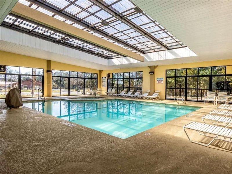 Quality Inn Perry - National Fairgrounds Area Zewnętrze zdjęcie