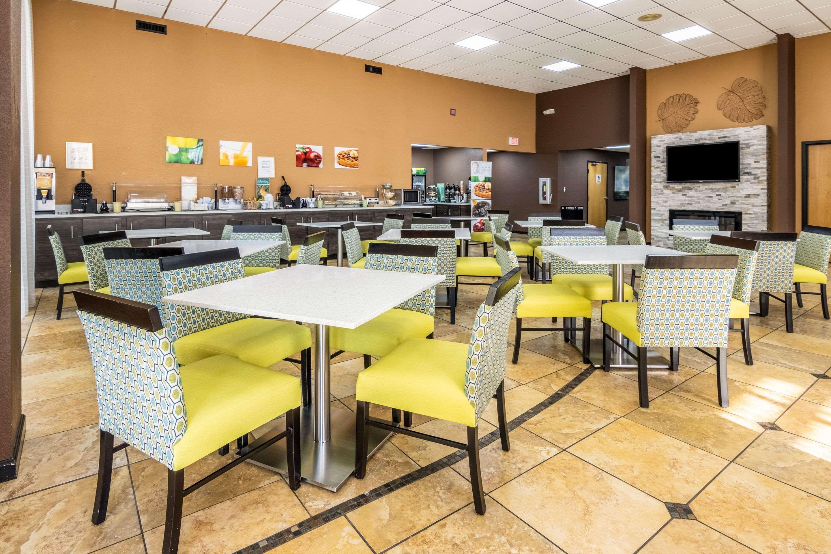 Quality Inn Perry - National Fairgrounds Area Zewnętrze zdjęcie
